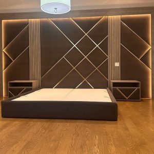 Full Wall Quilted King Size Bed