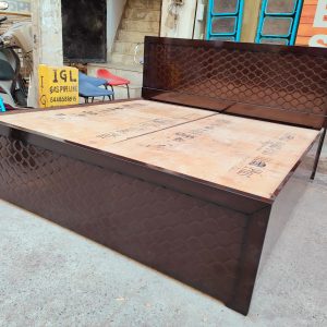 King Sizes bed