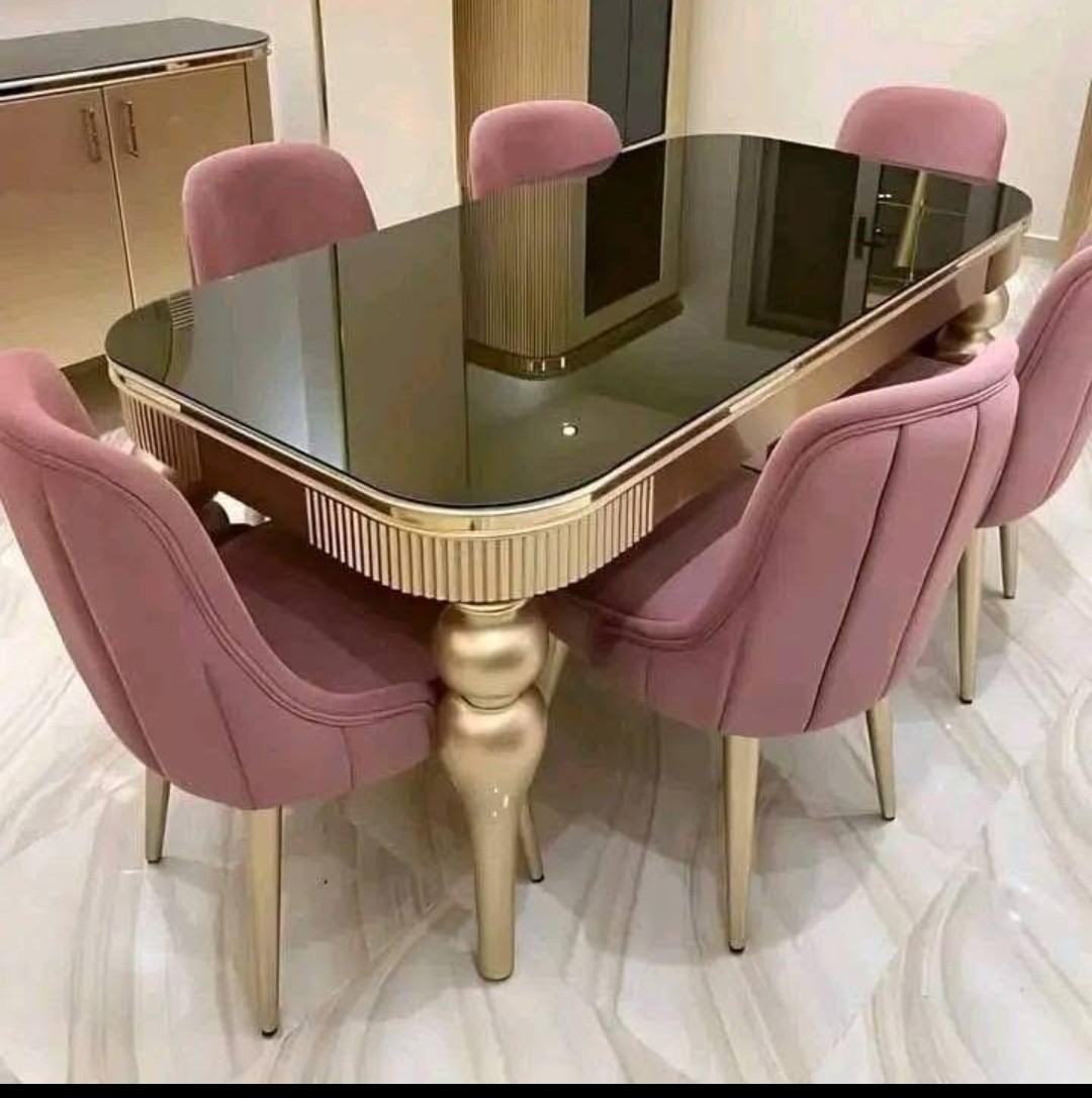 6 seater Dinning table